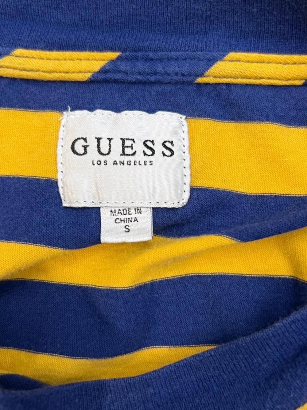 Guess Los Angeles Navy & Yellow Stripe Short-Sleeve Tee T-Shirt SZ Small - Picture 2 of 5